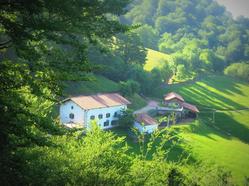 Casa Rural Urruska Elizondo Bagian luar foto